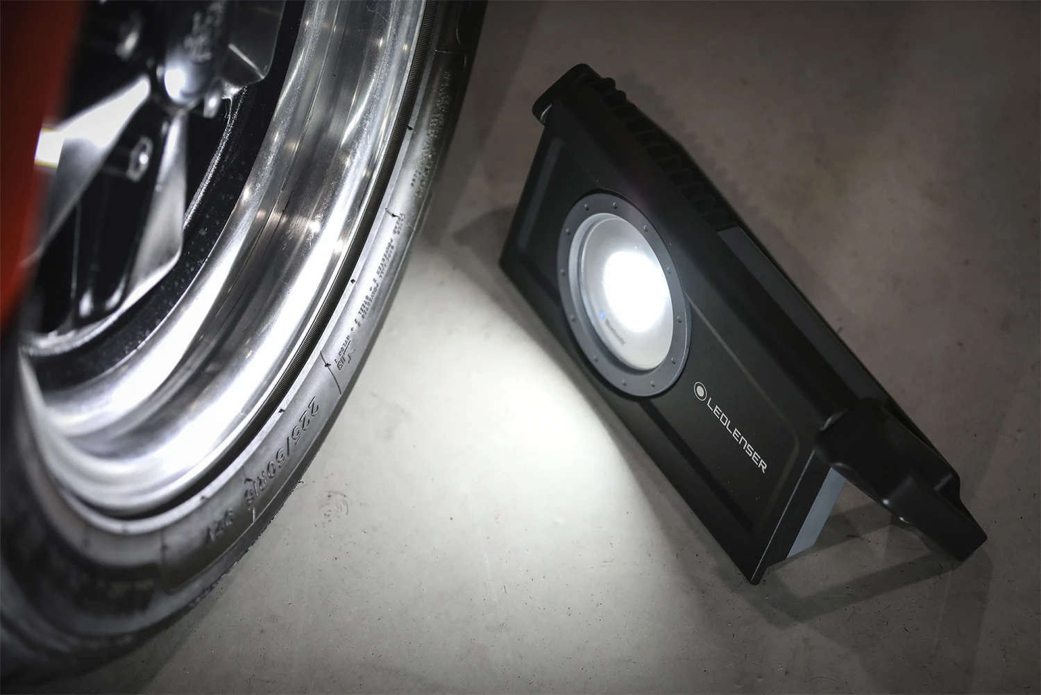 Led Lenser Ledlenser Baustrahler/Powerbank IF8R 7 Led Lenser Ledlenser Baustrahler/Powerbank IF8R – Bild 5