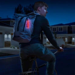 Nite Ize RADIANT RECHARGEABLE LED GLOW STICK -Gerber Verkaufsladen nite ize radiant rechargeable led glow stick 494023 003 4